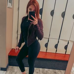 Meet your Posher, Claudia